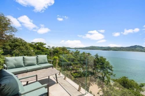 Playa Flamingo Haus | 5-BD Beachfront, Ocean-View Hillside Home