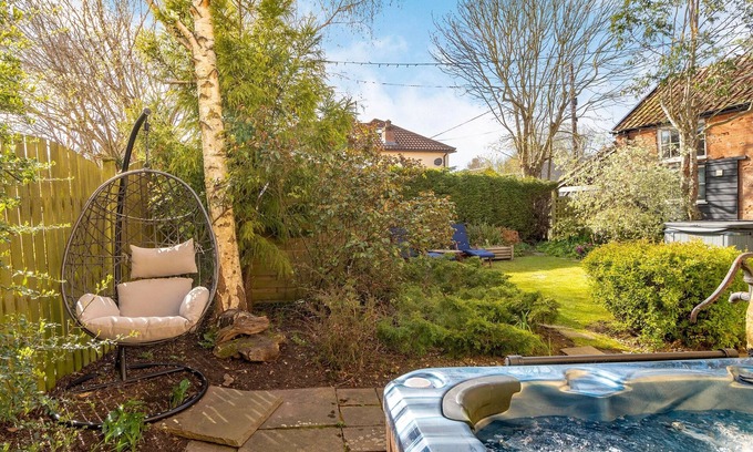 Saham Toney Hütte | 5 bedroom accommodation in Saham Toney