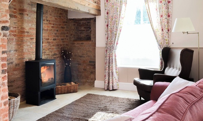 Muston Hütte | 5 Schlafzimmer Unterkunft in Muston, near Filey