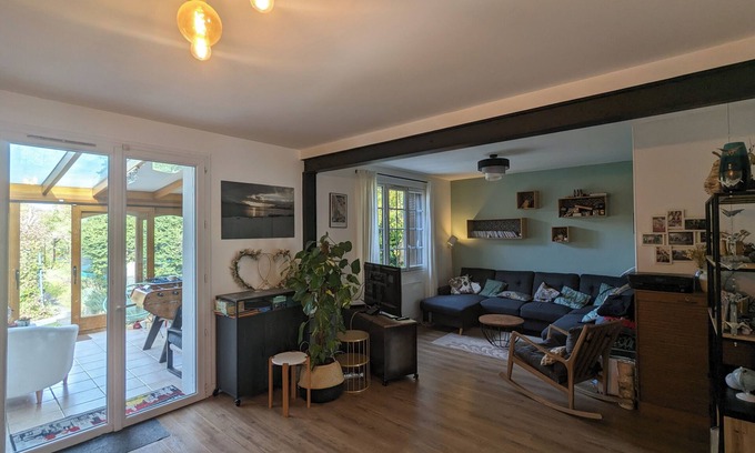 Vaires-sur-Marne Haus | 5 Bedroom Private vacation home in Vaires-sur-Marne