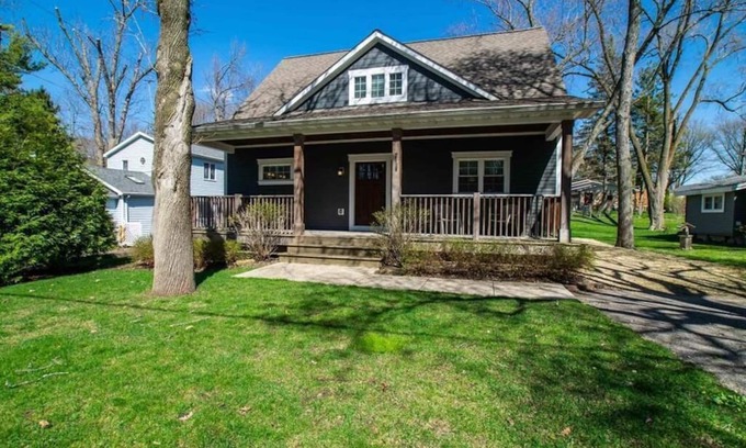 Delavan Lake Haus | 5-bedroom vacation home just 9 minutes to Geneva Lake