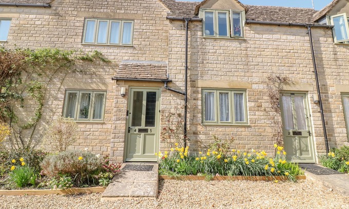 Bibury Wohnung | 5 Jubilee Court, BIBURY