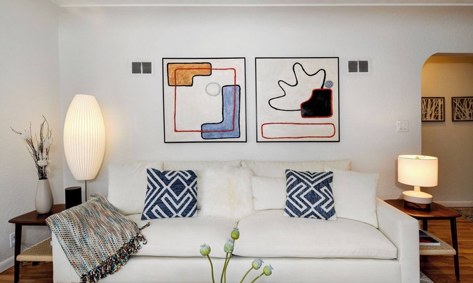 Newlands Haus | 5 min drive to CU/Pearl St - Best Neighborhood in Boulder