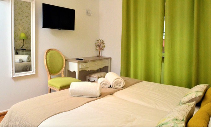 Santo Antonio Wohnung | 5 Sweet Suites for 10 guests close to Avenue Liberty