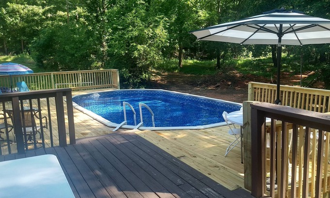 Douglasville Haus | POOL mit MASSIVE DECK Atl-6 Flags - 5 Hektar PRIVATSEE