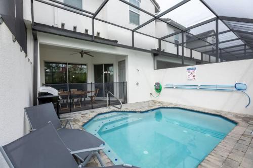 Davenport Haus | 5BR Getaway with Pool Arcade Games and Resort Access