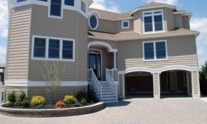 Harvey Cedars Haus | 6 bedroom accommodation in Harvey Cedars
