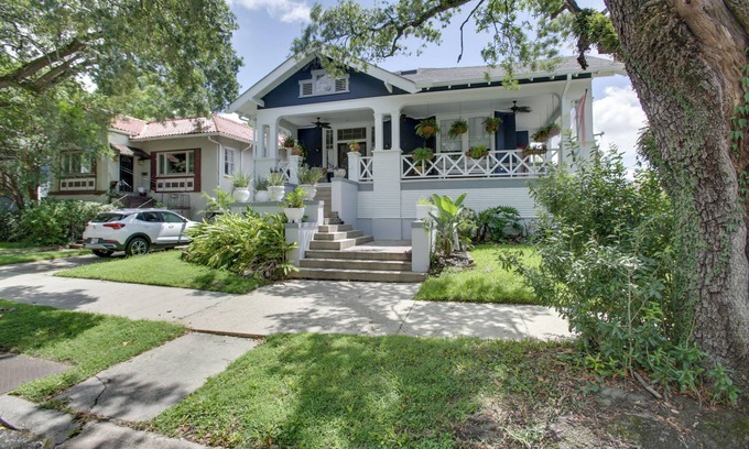 Broadmoor Haus | 6 Blocks to Freret St Eats & Music: NOLA Home