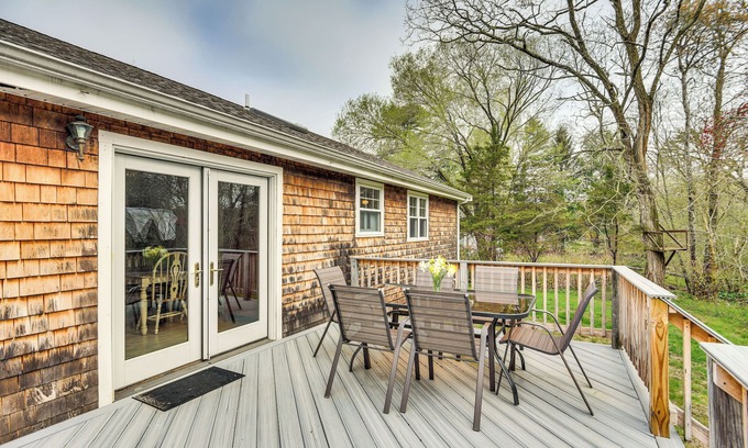 Adamsville Haus | 6 Mi to Beach: Family Home in Little Compton!