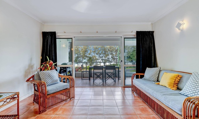 Wongaling Beach Wohnung | 6 Ulysses -Spacious Beachfront Apartment