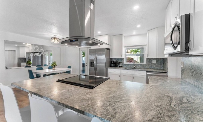 Cocoa Isles Hütte | 673 Bermuda Rd