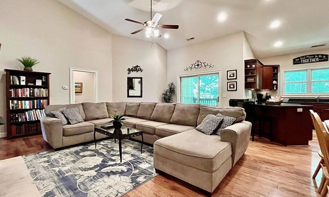 Arden Haus | Luxuriöses Stadthaus in der Nähe von Asheville!