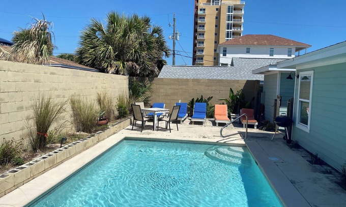 Crescent Beach Haus | Verfügbar 7 / 9-7 / 16 --- 7 Schlafzimmer 4 Bad Blick auf den Golf, Pool, einfach Zugang zum Strand