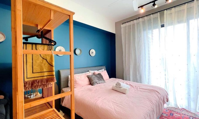 Sungai Buloh Wohnung | 7 Pax Family Connecting Room D'Sara, Direct Link MRT Kampung Selamat, Near Sungai Buloh & Thomson Hospital