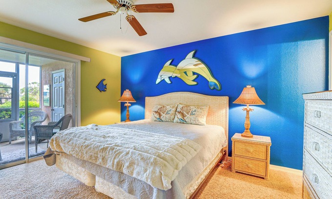 Englewood Eigentumswohnung | 8 Mi to Beach w/ Pool Access: Englewood Condo!