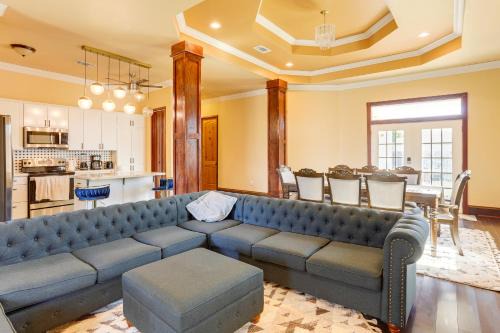 West Lake Forest Haus | 8 Mi to French Quarter Home with Patio and Yard