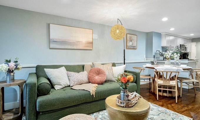 Esperance Haus | 8022 lower · 3b2b Unit @Edmonds / 8 mins to Ferry Terminal