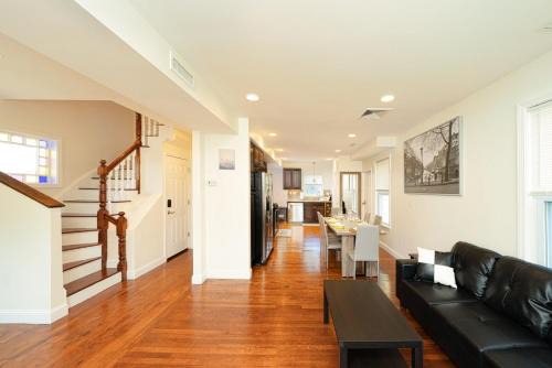 Neponset - Port Norfolk Wohnung | 988 - 2 4BR Boston Cozy Getaway near Geneva Cliffs