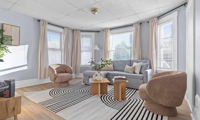 Winter Hill Wohnung | 9Bedroom 6Bath Home in Somerville