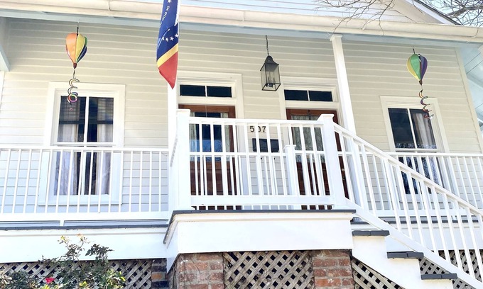 Natchez Haus | A 125 Year Old Luxury Cottage in Natchez