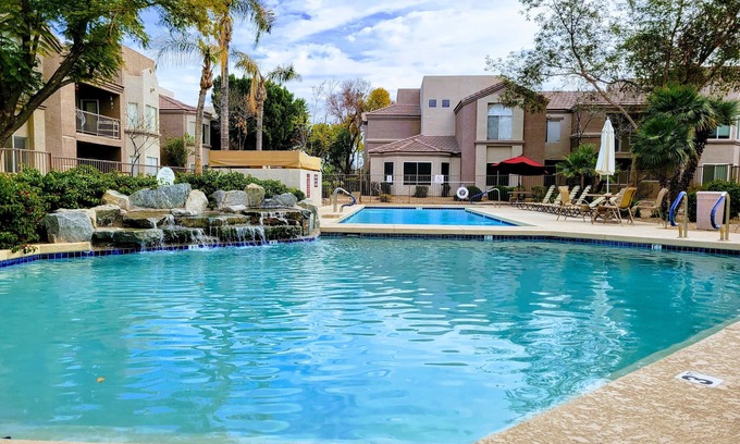 Deer Valley Eigentumswohnung | A cute and cozy 1 bedroom,1bathroom condo in the heart of North Phoenix!