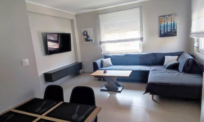 Kalyves Polygyrou Haus | A & F Apartments - Ari's house