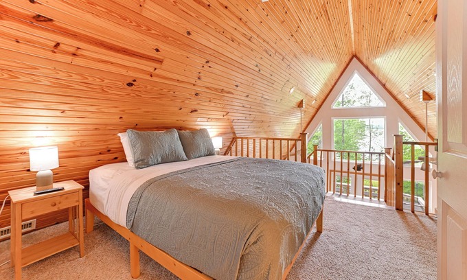 Cadiz Kabine | A-Frame Cadiz Cabin on Lake Barkley w/Boat Dock!
