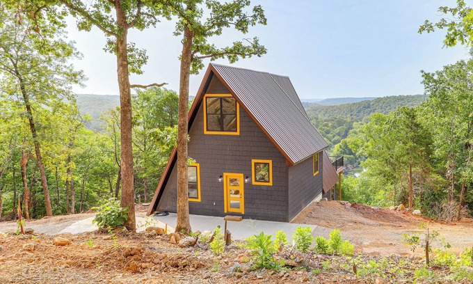 Hardy Kabine | A-Frame Hardy Cabin w/ Spring River Views!