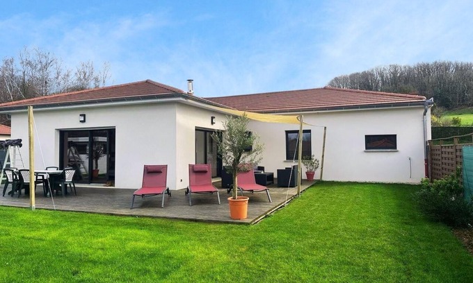 Jujurieux Haus | A l'Orée des Vignes - JUJURIEUX