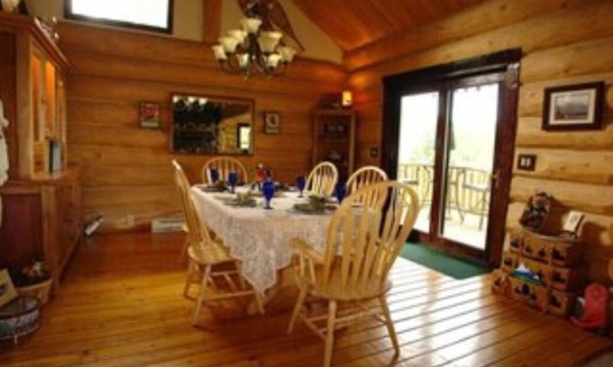 Kalispell Bed & Breakfast | Das Victoria Zimmer im The Garrison Inn ist ein Montana Bed & Breakfast