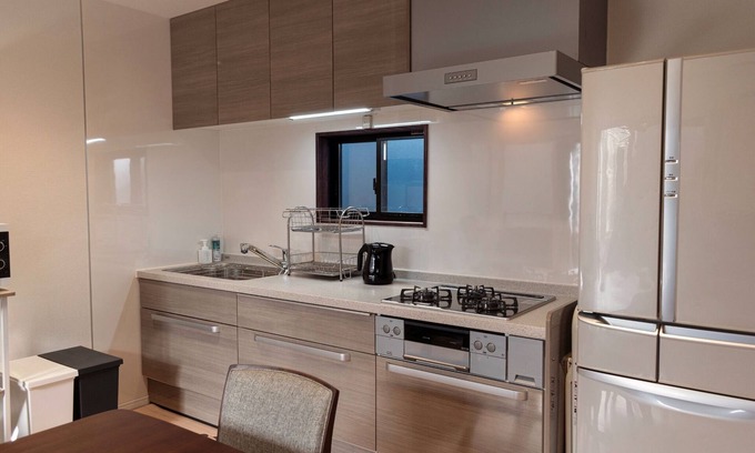 Numata Haus | A onestory 2LDK with a full kitchen perfect for f /Numata Gunma