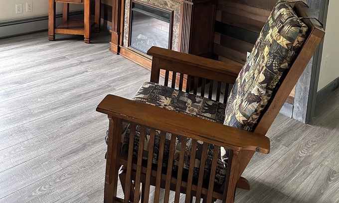 Fort Kent Mills Haus | A quiet and Cozy place which ATV and Snowmobile trials are in the back yard