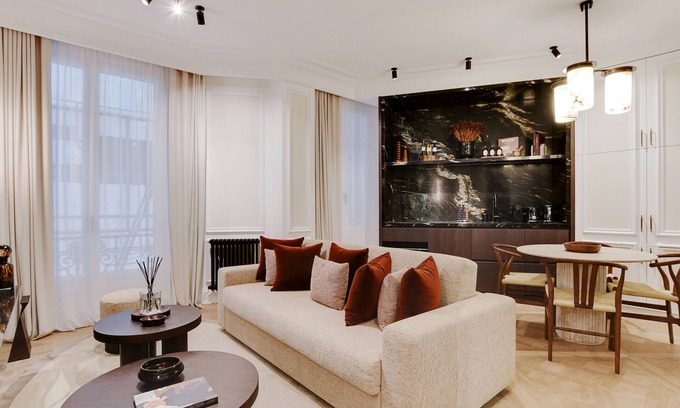 6th Arrondissement Wohnung | A Refined 1-BR with services in Saint Germain