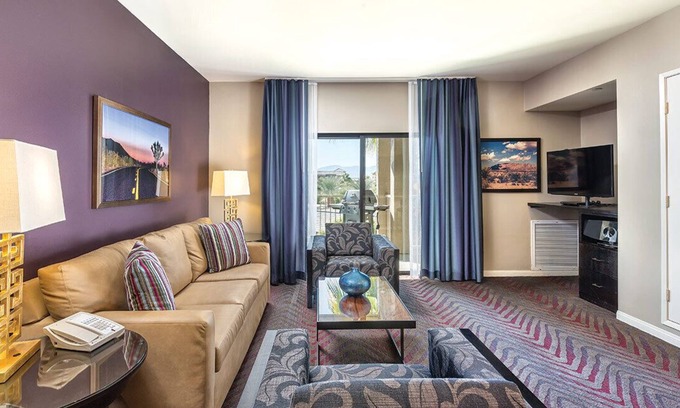 Terra Lago Resort | Große Resort-Einheiten neben Golf, Coachella, Postkutsche, Tennis oder einfach nur Familienentspannung