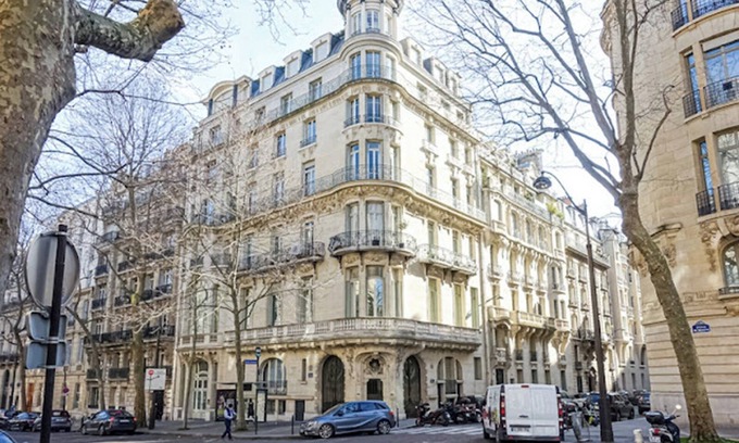 L'Europe Wohnung | A STUNNING 100M2 FRENCH APARTMENT BY THE CHAMPS ELYSEES -A SPACE OF LUXURY