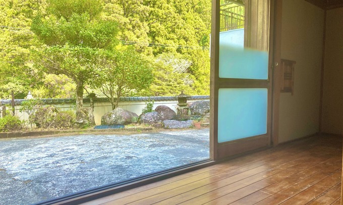 Katsura-gun Haus | A two-story wooden house for rent. For a relaxing stay in the southern part of Tokushima Prefecture. Many tourist attractions within a 20-minute drive!