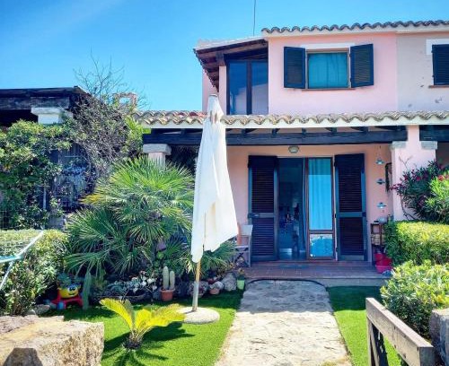Calasetta Haus | A window on the saline beach