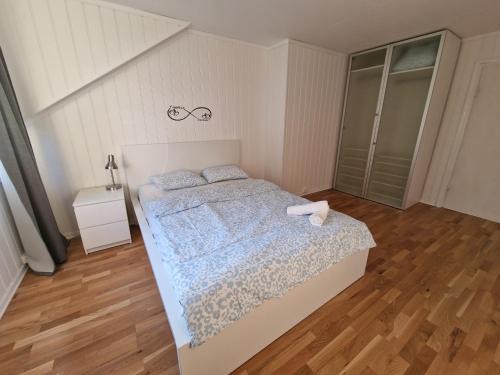 Klofta Haus | Aadarsh Villa rom3, 10 min fra Oslo airport