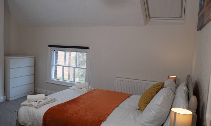 Shrewsbury Haus | Abbey Foregate - House