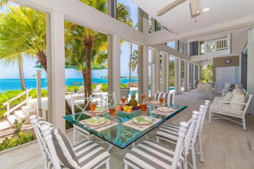 Rum Point Haus | Abita Kai home