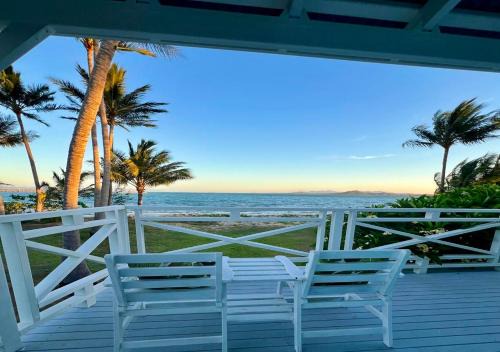 Bowen Haus | Absolute Beachfront Bowen Beach House 3 Bedroom