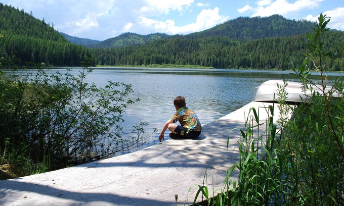Columbia Falls Kabine | Wir wählen es als Nummer 1 der Lake Front Cabin neben dem West Glacier National Park