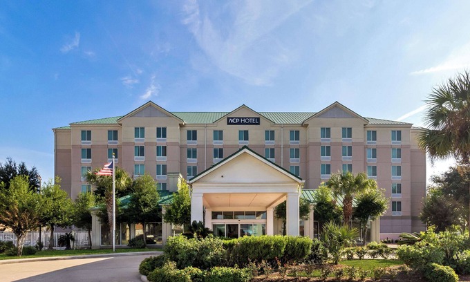 Chinatown Hotel | ACP Hotel Houston Westchase, MOD Collection by Sonesta