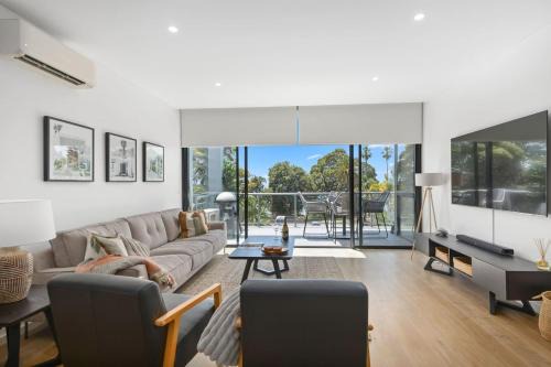 Shellharbour Wohnung | Addison's Escape - A Breezy Beachfront Beauty
