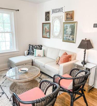 Columbia Wohnung | Adorable 1BR Apt. w KING bed 1 m. to square