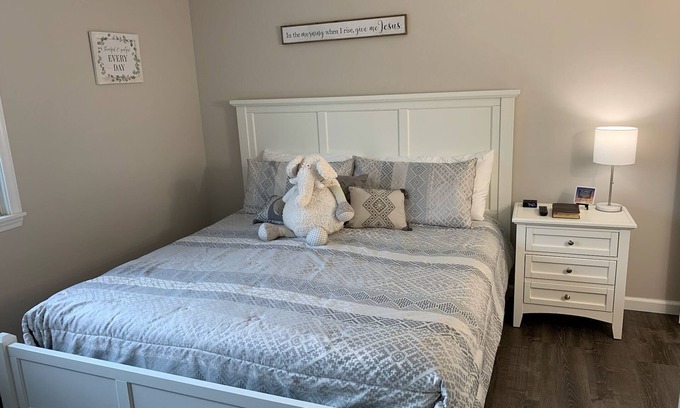 Holly Wohnung | Adventure Acres- Suite C7