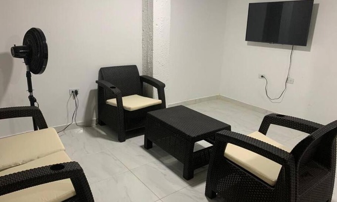 Menegua Haus | Agradable casa con jacuzzi en Puerto López