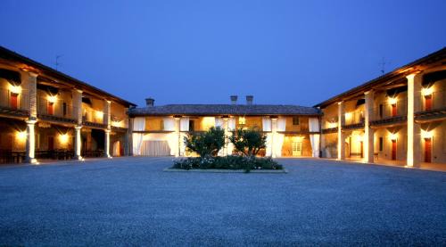Palazzolo sull'Oglio Haus | Agriturismo Cà Del Lupo