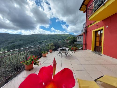 Lucinasco Wohnung | Agriturismo Dinoabbo Apt