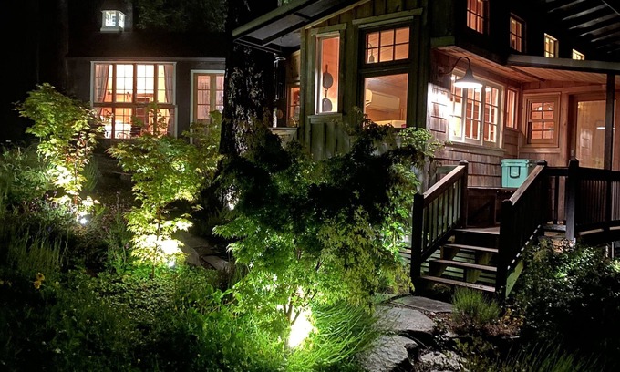 Grapeview Kabine | Ahab’s only available with, Captains Cabin it rents for 195, Captains’ 325.